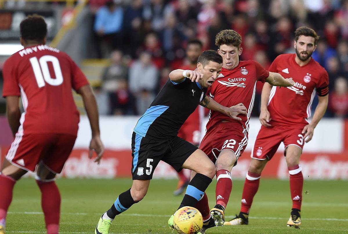 雷火电竞官网-兰斯客场击败图卢兹，近四轮只取得一场胜利