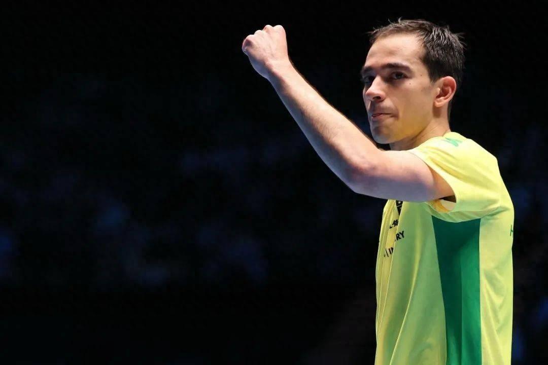 瑞典队力克波兰队，奥恰洛夫状态火热